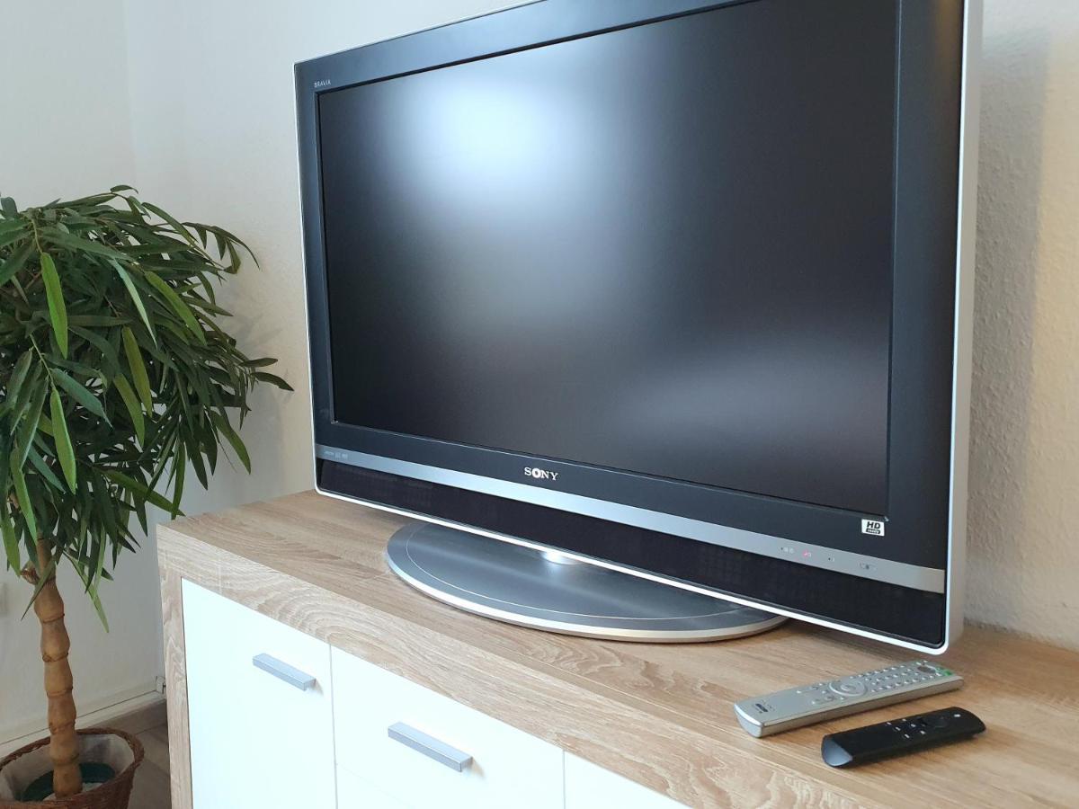 Moderne Wohlfuehloase Zentral In Seenaehe - Pillow Menu, 2 Stk 55" Smart Tvs, Netflix, Disneyplus Uvm Wetter  Exterior photo